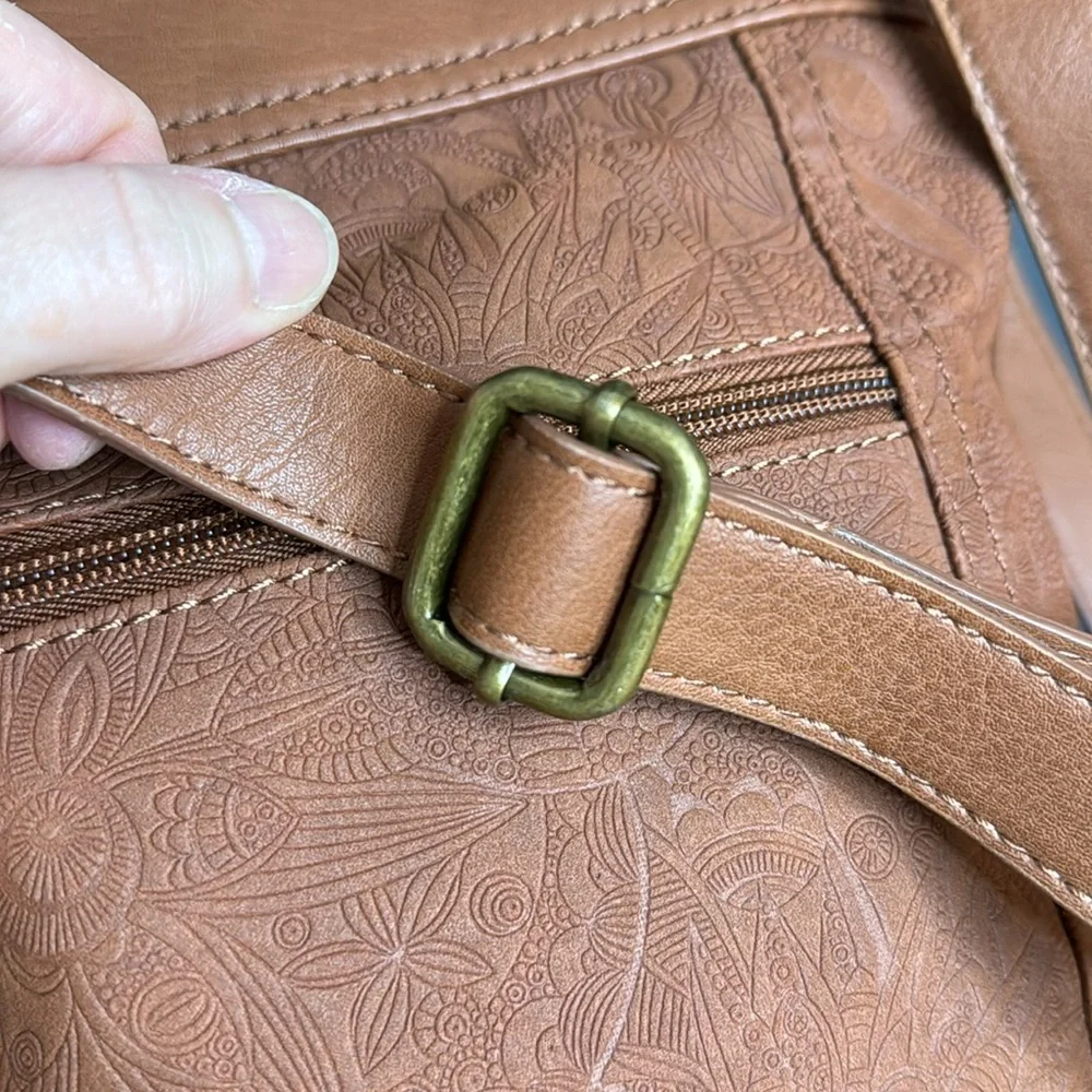 Brown‎ Sakroots Shoulder Bag